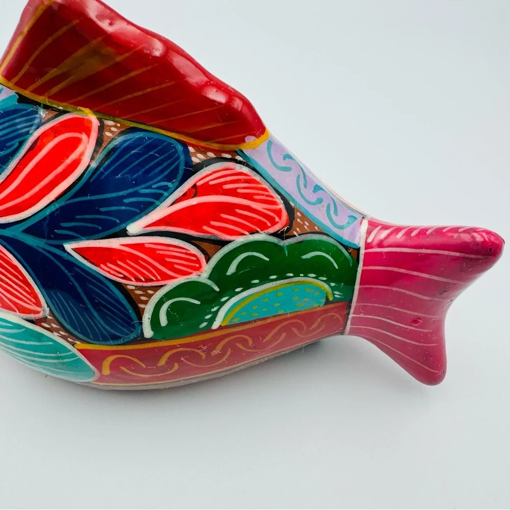Vintage Hand Painted Terracotta Fish Mexican Folk Art H 4.5” W 7” D 3.5”